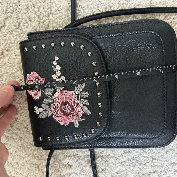 Sam and Hadley Floral Embroidered Black Crossbody Bag - Picture 5 of 5
